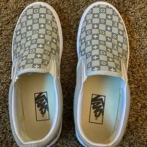 LV Vans